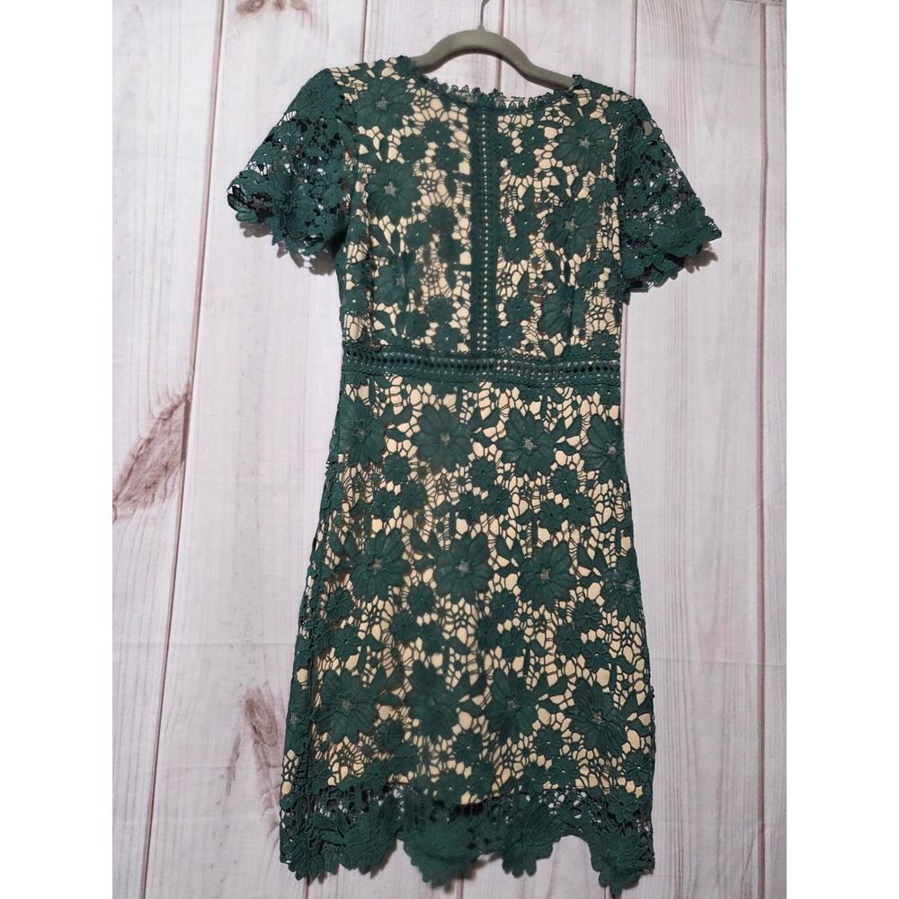 Altar'd State Green‎ Floral Lace Overlay Sheath Dress Short Sleeve Small